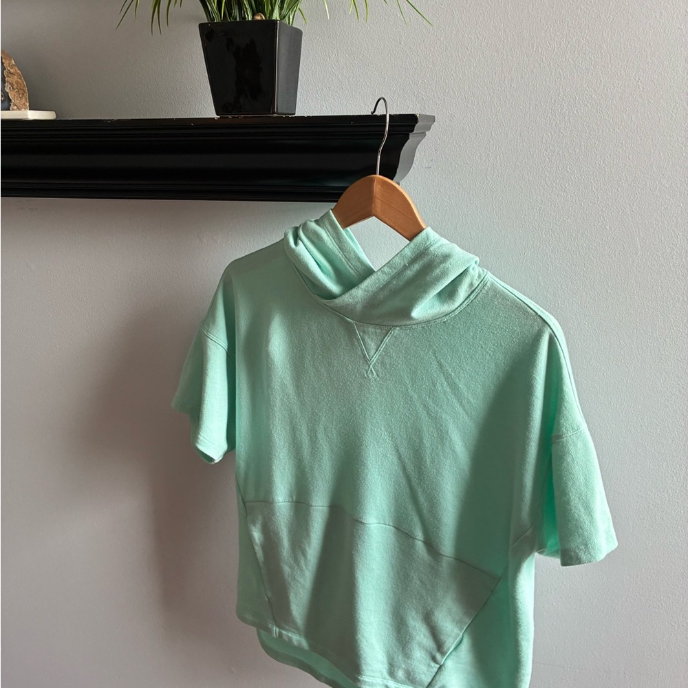Fabletics Teal Short-Sleeve Hooded Sweatshirt Top
